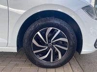 Used VW Polo Life 95 HP (69 kW) 2023 White Hatchback
