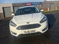 Begagnad Ford Focus Titanium 2016 Vit Halvkombi