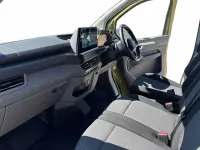 Used VW Transporter Pro 2025 Green Van
