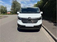 New Renault Trafic 2025 White MPV