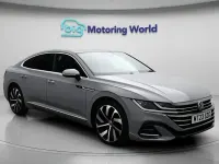 Usado VW Arteon R-line 190 HP (139 kW) 2023 Cinzento Citadino