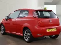 Used Fiat Punto 77 HP (56 kW) 2013 Red Hatchback