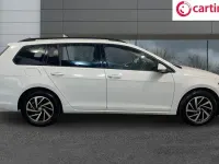 Used VW Golf VII Match 116 HP (85 kW) 2019 White Estate