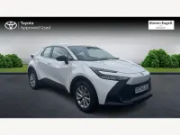 Second-hand Toyota C-HR 140 CP (102 kW) 2024 Alb SUV