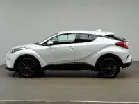 Second-hand Toyota C-HR 115 CP (84 kW) 2017 Alb SUV