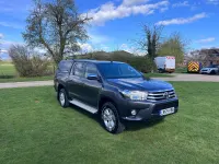 Używany Toyota HiLux 150 KM (110 kW) 2019 Szary Pickup