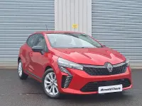 Used Renault Clio Evolution 90 HP (66 kW) 2024 Red Hatchback