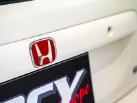 Used Honda Civic Type R 212 HP (155 kW) 2002 White Hatchback
