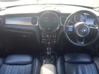 Begagnad Mini Cooper Exclusive 134 HK (98 kW) 2022 Grå Halvkombi