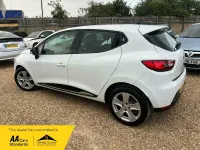 Used Renault Clio Dynamique 75 HP (55 kW) 2013 White Hatchback