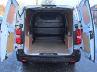 Used Vauxhall Vivaro 145 HP (106 kW) 2024 White MPV