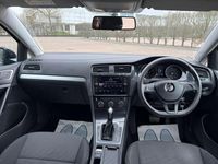 Usado VW Golf VII S 125 HP (91 kW) 2018 Azul Citadino