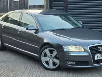 Begagnad Audi A8 Comfort 2010 Grå Sedan