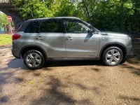 Usado Suzuki Vitara SZ-T 120 CV (88 kW) 2018 Gris SUV