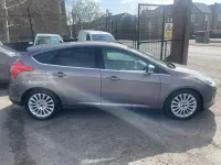 Usado Ford Focus Titanium X 125 HP (91 kW) 2012 Castanho Citadino