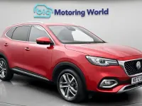 Usado MG HS Exclusive 162 CV (119 kW) 2023 Rojo SUV