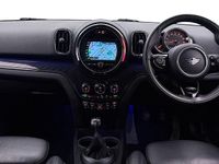 Begagnad Mini Cooper S Countryman Exclusive 189 HK (139 kW) 2019 Silver SUV