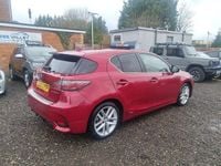 Used Lexus CT200h 136 HP (100 kW) 2014 Red Hatchback
