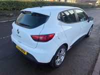 Used Renault Clio IV Expression+ 75 HP (55 kW) 2013 White Hatchback
