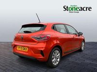Nuevo Renault Clio V Evolution 88 CV (64 kW) 2025 Naranja Utilitario