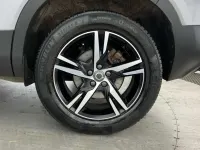 Used Volvo XC40 R-Design 194 HP (142 kW) 2022 SUV