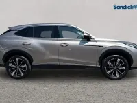 Used MG HS Trophy 170 HP (125 kW) 2024 Metallic  cosmic silver SUV
