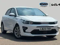 Used Kia Rio 118 HP (86 kW) 2023 White Hatchback
