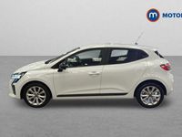 Used Renault Clio V Evolution 90 HP (66 kW) 2024 White Hatchback
