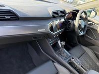 Used Audi RS Q3 Advanced 400 HP (294 kW) 2023 Black SUV