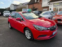 Used Vauxhall Astra Design Edition 100 HP (73 kW) 2016 Red Hatchback