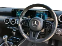 Używany Mercedes A180 SE 2019 Srebrny Hatchback