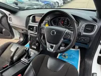 Used Volvo V40 R-Design 150 HP (110 kW) 2017 White Hatchback