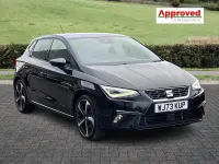Begagnad Seat Ibiza FR Sport 2023 Svart Halvkombi