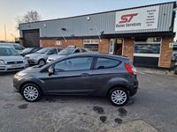 Usado Ford Fiesta Style 2016 Cinzento Citadino