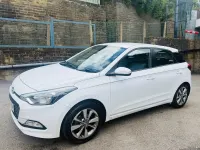 Used Hyundai i20 SE 84 HP (61 kW) 2016 White Hatchback