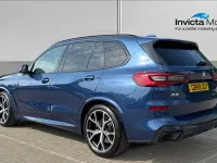 Used BMW X5 M Sport 265 HP (194 kW) 2020 Blue SUV