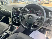 Używany VW Golf VII GT 150 KM (110 kW) 2018 Biały Hatchback