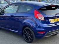 Used Ford Fiesta Zetec 125 HP (91 kW) 2016 Blue Hatchback