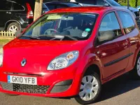 Used Renault Twingo 2010 Red Hatchback