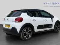 Used Citroën C3 PureTech 82 HP (60 kW) 2023 White Hatchback