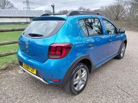 Used Dacia Sandero Comfort 90 HP (66 kW) 2018 Blue Hatchback