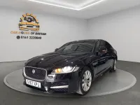 Usado Jaguar XF R-Sport 180 HP (132 kW) 2017 Preto Sedan