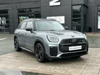 Used Mini Countryman 215 HP (158 kW) 2025 Green SUV