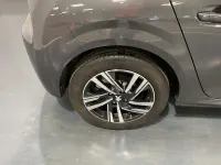 Second-hand Peugeot 208 Allure+ 129 CP (94 kW) 2023 Gri Hatchback