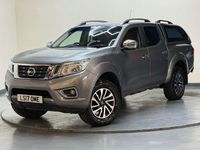 Used Nissan Navara Tekna 190 HP (139 kW) 2017 Grey Pickup