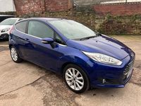 Used Ford Fiesta Titanium 95 HP (69 kW) 2016 Blue Hatchback