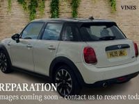 Used Mini Cooper Classic 134 HP (98 kW) 2019 White Hatchback