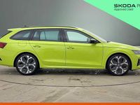 Used Skoda Octavia vRS 265 HP (194 kW) 2025 Hyper green Estate