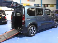 Used Peugeot Rifter Allure 131 HP (96 kW) 2025 Blue MPV