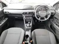 Used Dacia Sandero Essentiel 91 HP (66 kW) 2024 White Hatchback